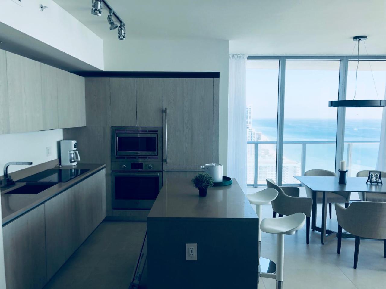 Hide Beach Residences 好莱坞 外观 照片